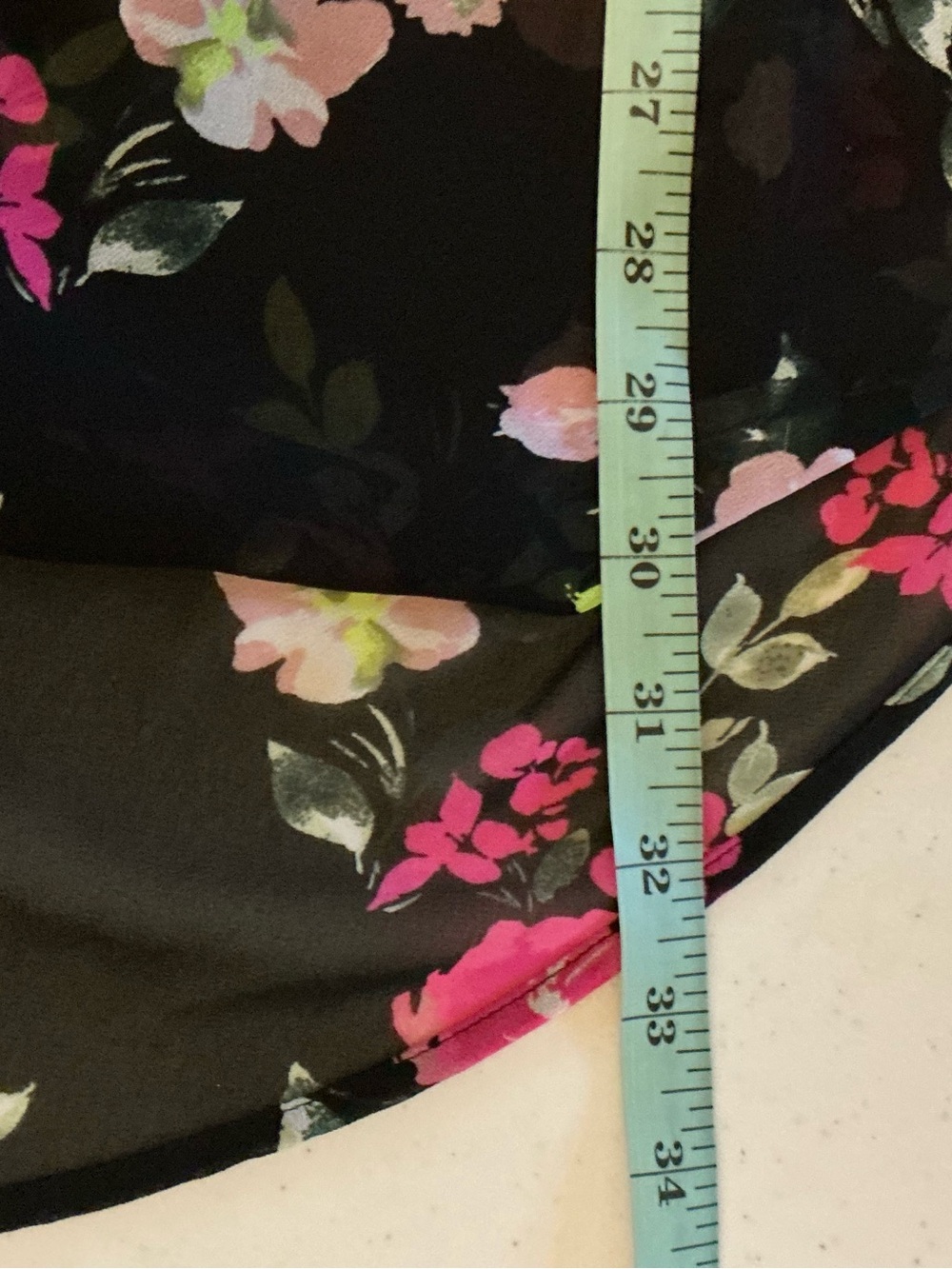 Torrid Lexie Floral Sheer Chiffon Tunic Blouse Size 3 Black Pink High Low - Picture 6 of 6